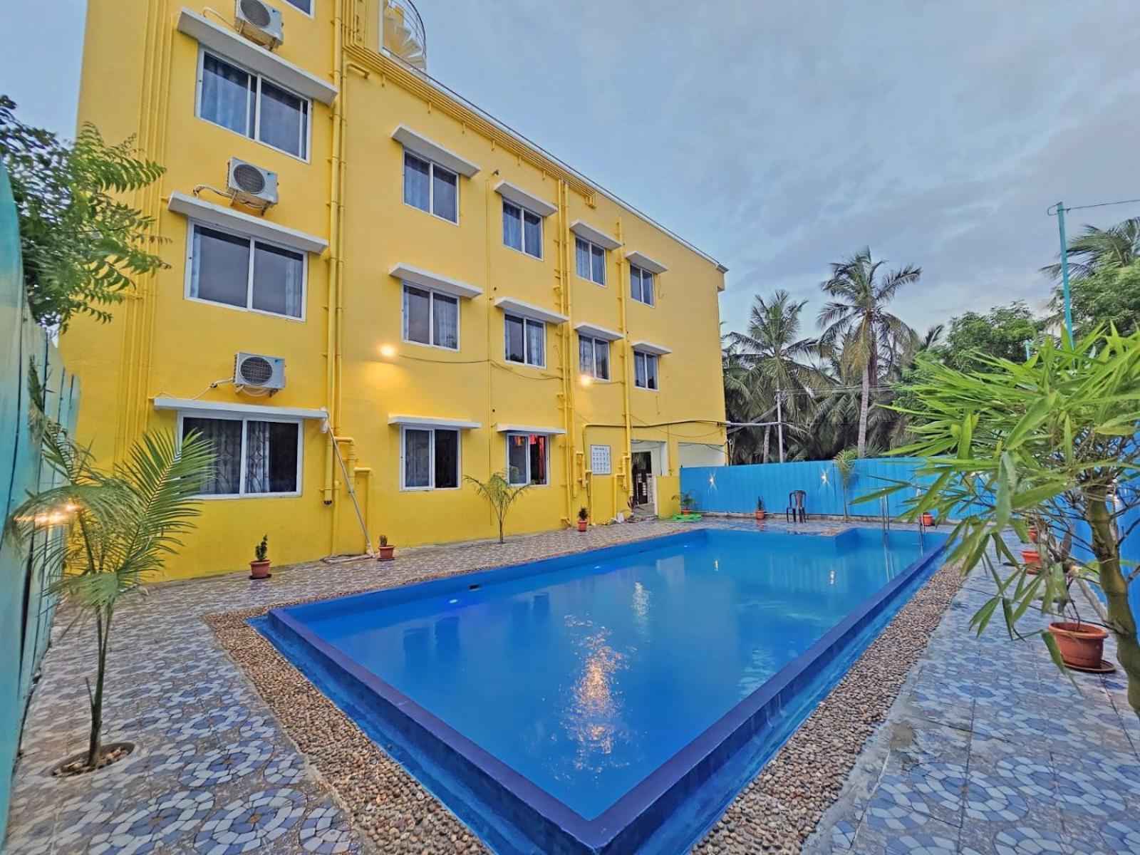 Auro Galaxy Villa Pondicherry Bagian luar foto