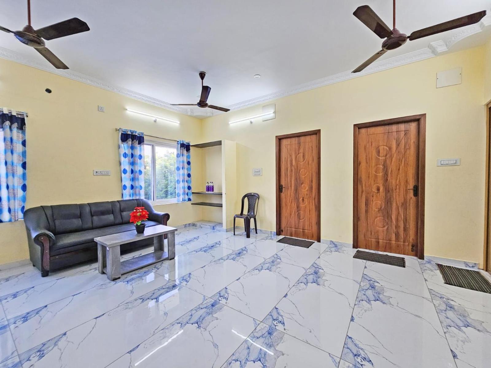Auro Galaxy Villa Pondicherry Bagian luar foto