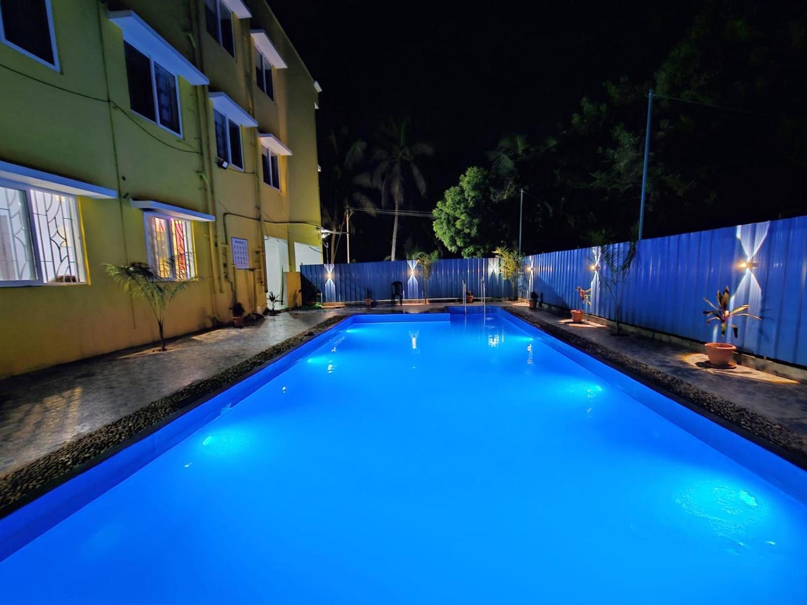 Auro Galaxy Villa Pondicherry Bagian luar foto