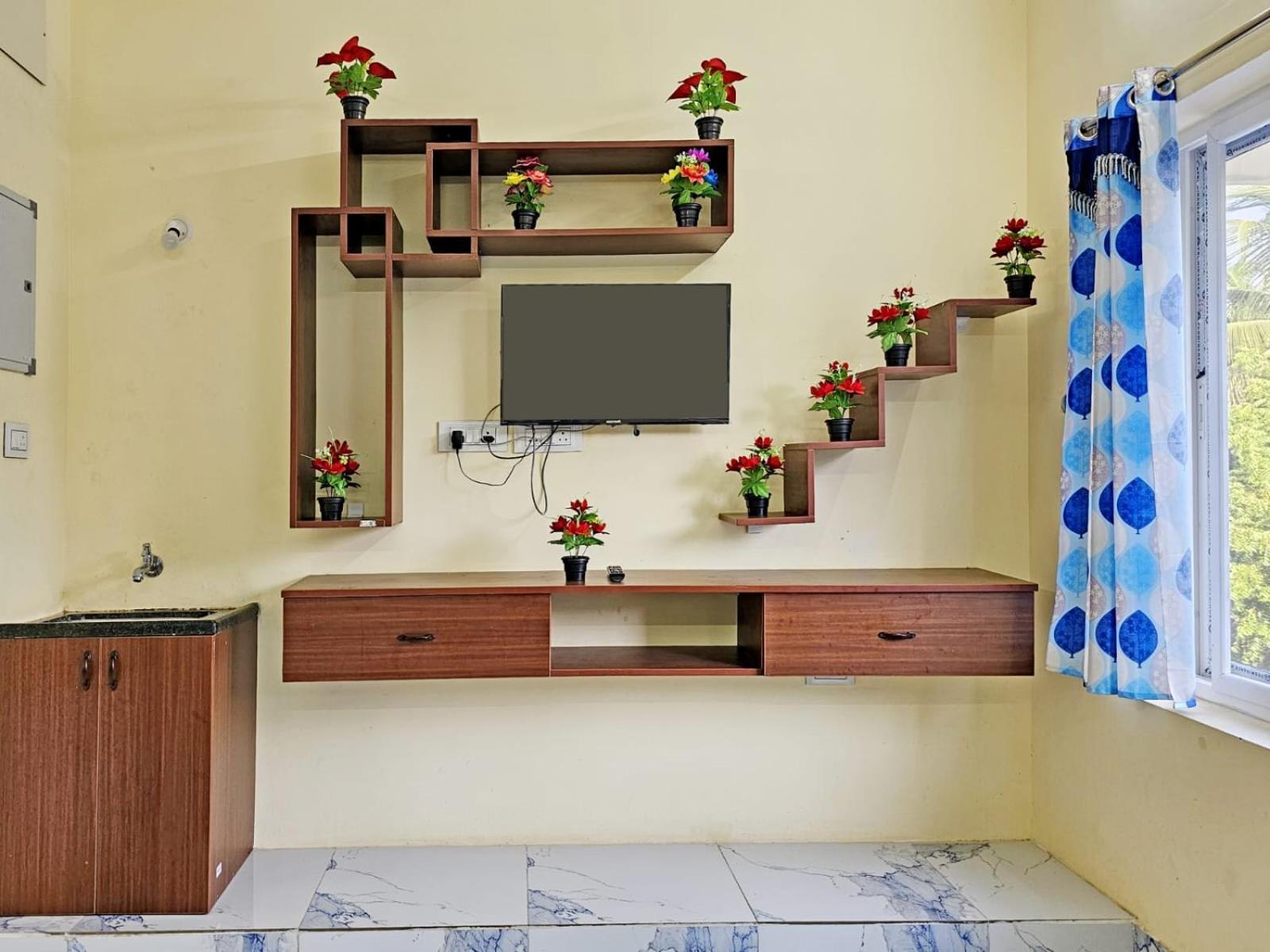 Auro Galaxy Villa Pondicherry Bagian luar foto