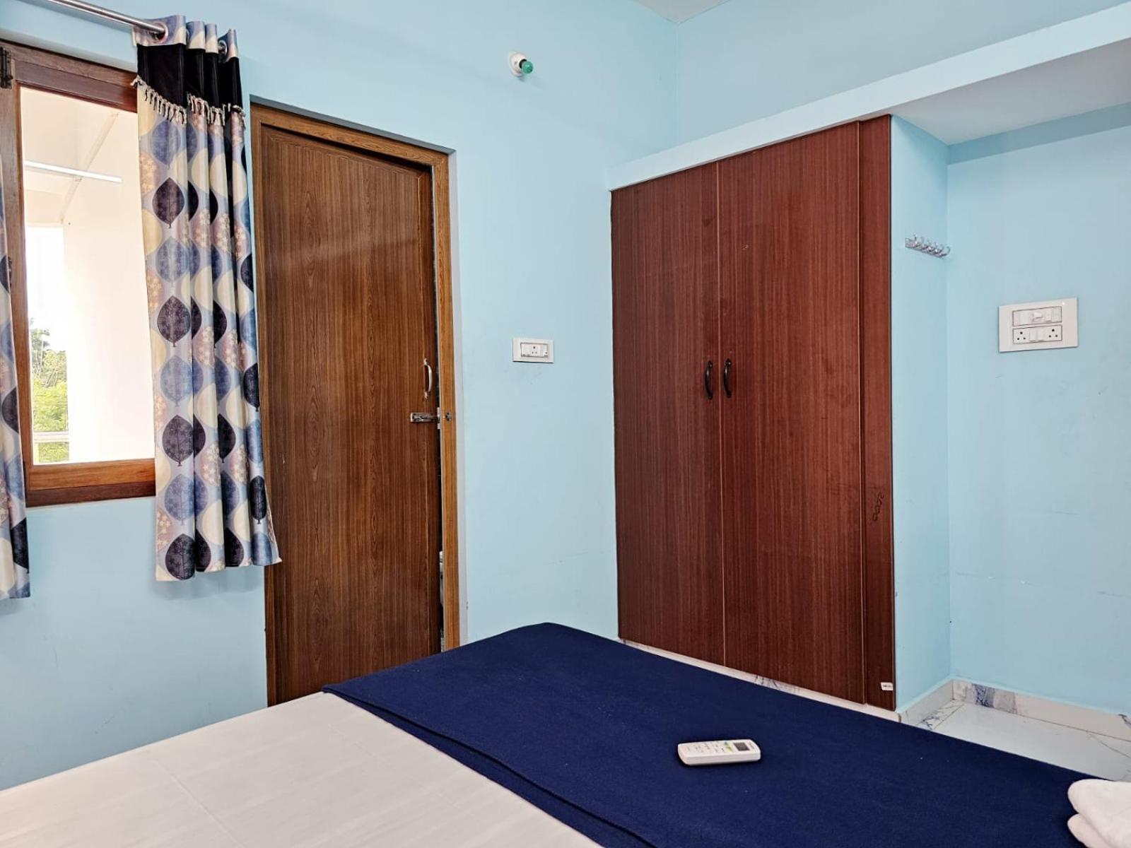 Auro Galaxy Villa Pondicherry Bagian luar foto