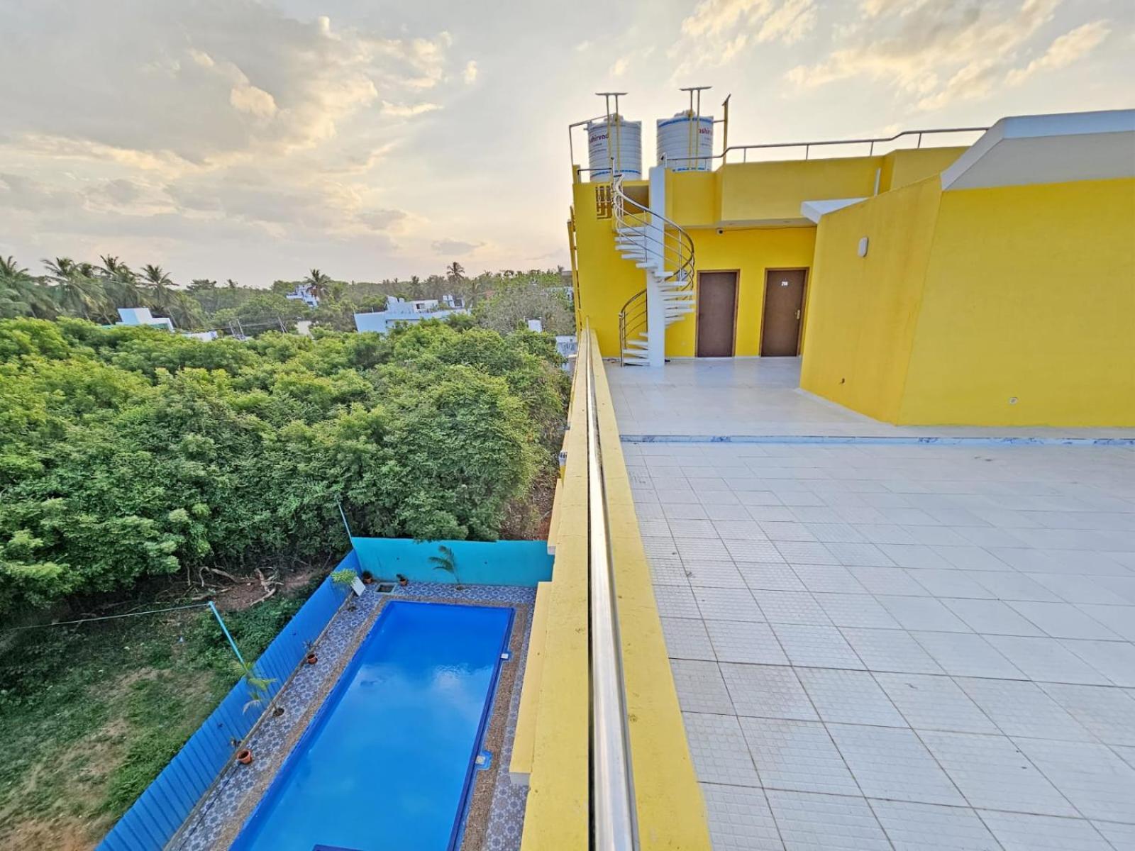 Auro Galaxy Villa Pondicherry Bagian luar foto